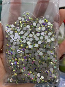 flat back rhinestones 