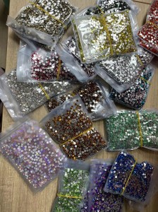 crystal rhinestones 